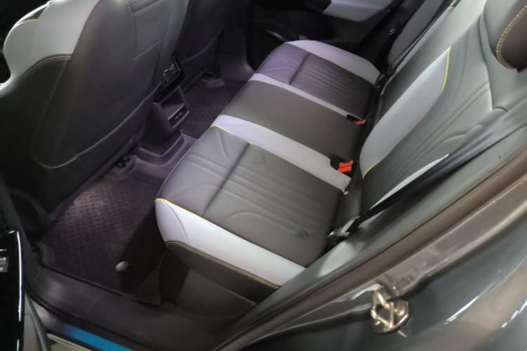 Used Volkswagen ID.4 X 2022 Smart Enjoyment Long-Range Edition Left Rear Seat