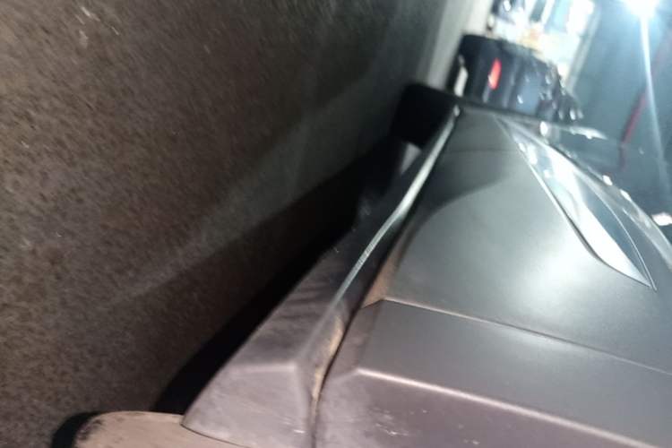 Used Volkswagen ID.4 X 2022 Smart Enjoyment Long-Range Edition Left Side Sill