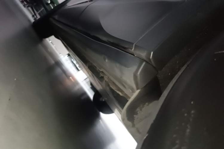 Used Volkswagen ID.4 X 2022 Pure Smart Edition Left Side Sill