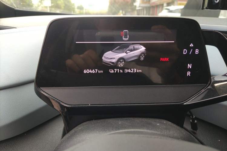 Used Volkswagen ID.4 X 2022 Pure Long-Range Version Odometer Close Up