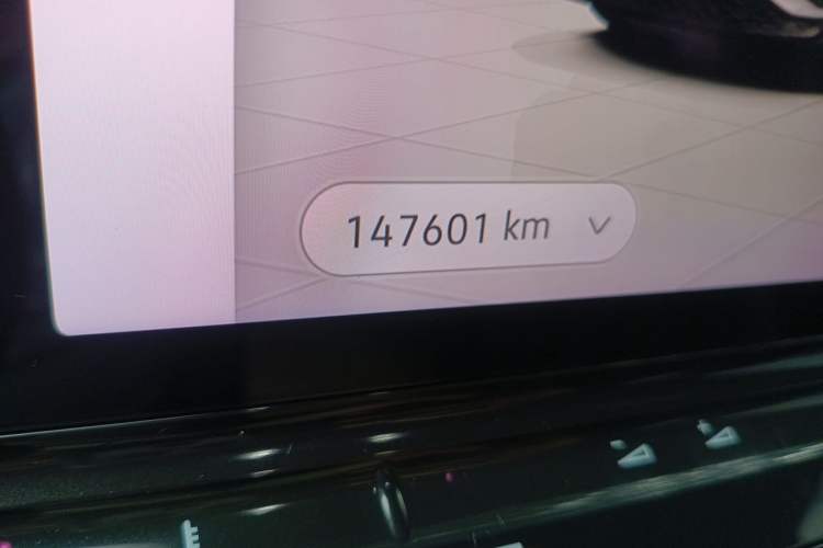 Used Volkswagen ID.4 X 2022 Pure Long-Range Version Odometer Close Up