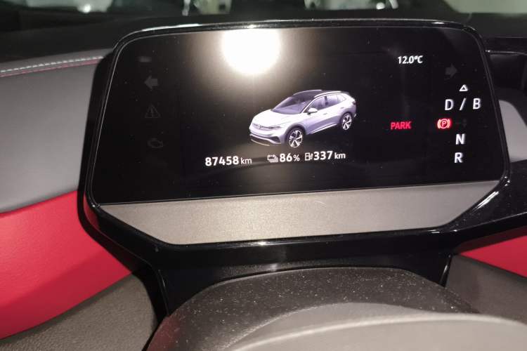 Used Volkswagen ID.4 X 2022 Kinergy Four-Wheel Drive Edition Odometer Close Up
