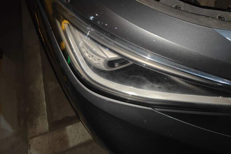Used Volkswagen ID.4 X 2022 Pure Long-Range Version Right Front Headlight