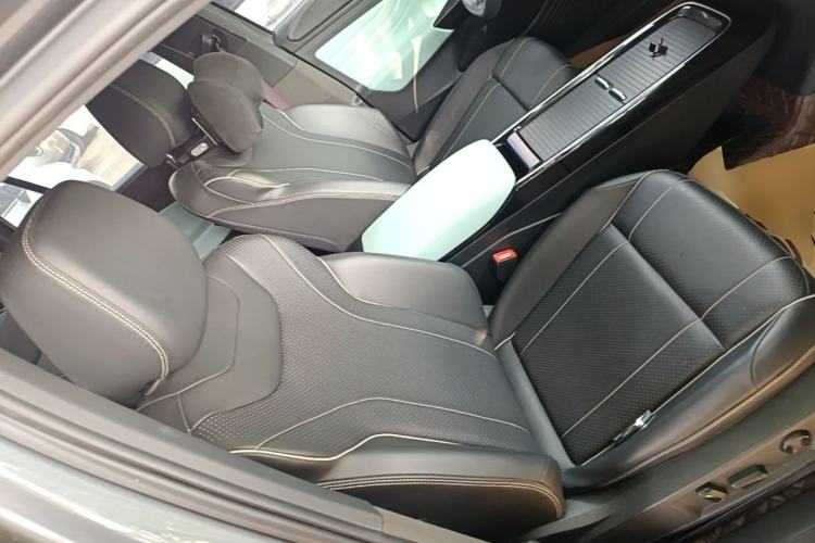 Used Volkswagen ID.4 X 2022 Pure Edition Right Front Seat
