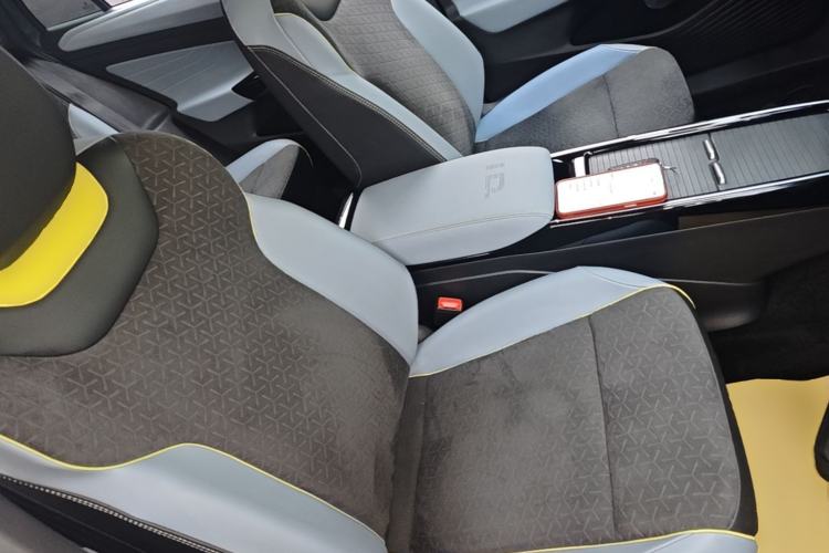 Used Volkswagen ID.4 X 2022 Smart Enjoyment Long-Range Edition Right Front Seat