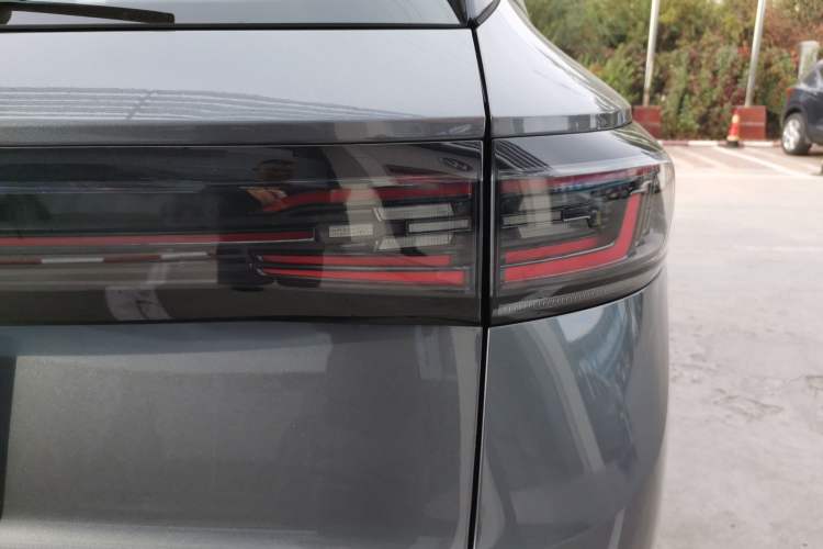 Used Volkswagen ID.4 X 2022 Intelligent Long-Range Version Right Rear Taillight