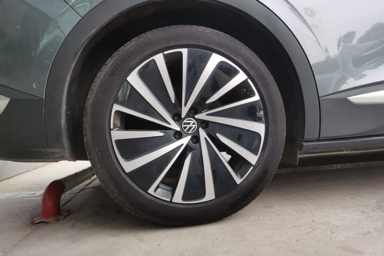 Used Volkswagen ID.4 X 2022 Intelligent Long-Range Version Right Rear Wheel Hub