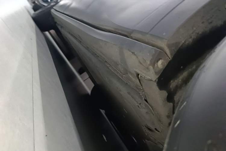 Used Volkswagen ID.4 X 2022 Pure Smart Edition Right Side Sill
