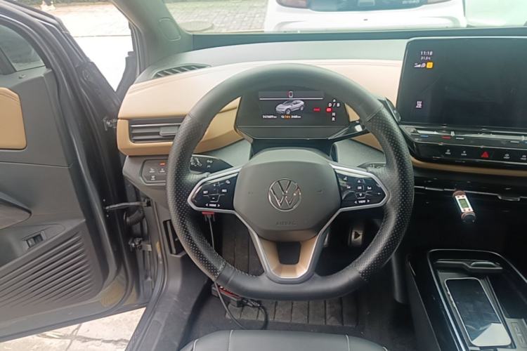 Used Volkswagen ID.4 X 2022 Pure Long-Range Version Steering Wheel