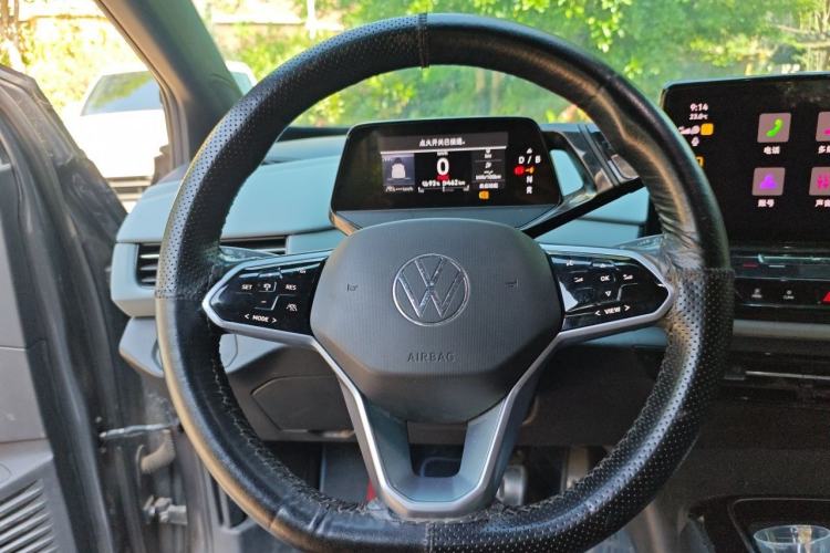 Used Volkswagen ID.4 X 2022 Pure Long-Range Version Steering Wheel