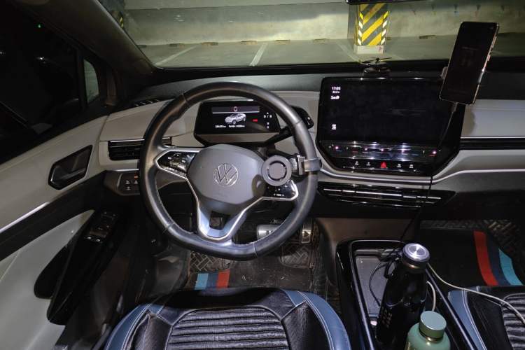 Used Volkswagen ID.4 X 2022 Pure Long-Range Version Steering Wheel