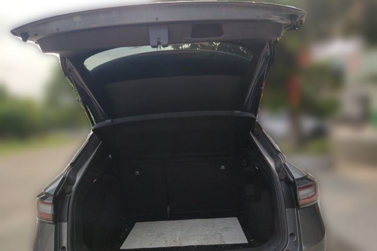 Used Volkswagen ID.4 X 2022 Pure Long-Range Version Trunk