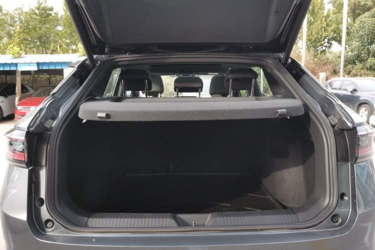 Used Volkswagen ID.4 X 2022 Intelligent Long-Range Version Trunk