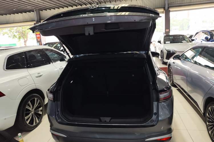 Used Volkswagen ID.4 X 2022 Pure Long-Range Version Trunk
