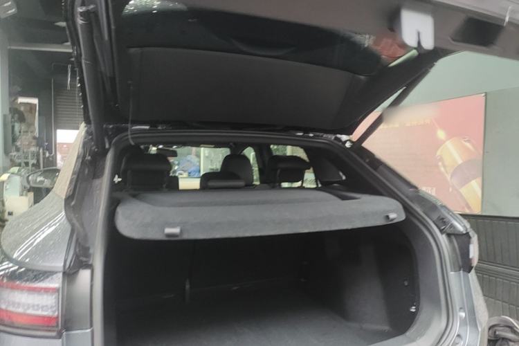 Used Volkswagen ID.4 X 2022 Pure Long-Range Version Trunk