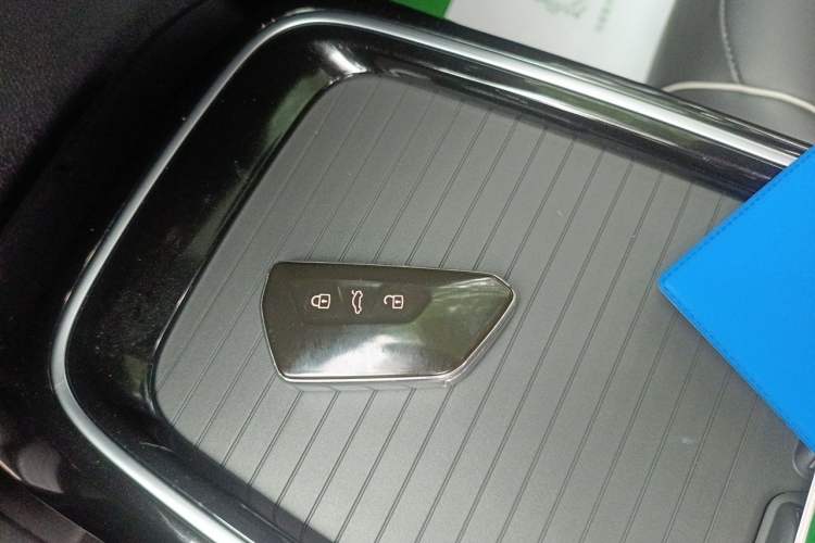 Used Volkswagen ID.4 X 2022 Pure Long-Range Version Vehicle Key