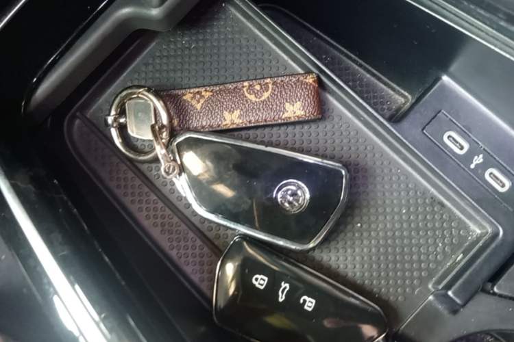 Used Volkswagen ID.4 X 2022 Pure Long-Range Version Vehicle Key