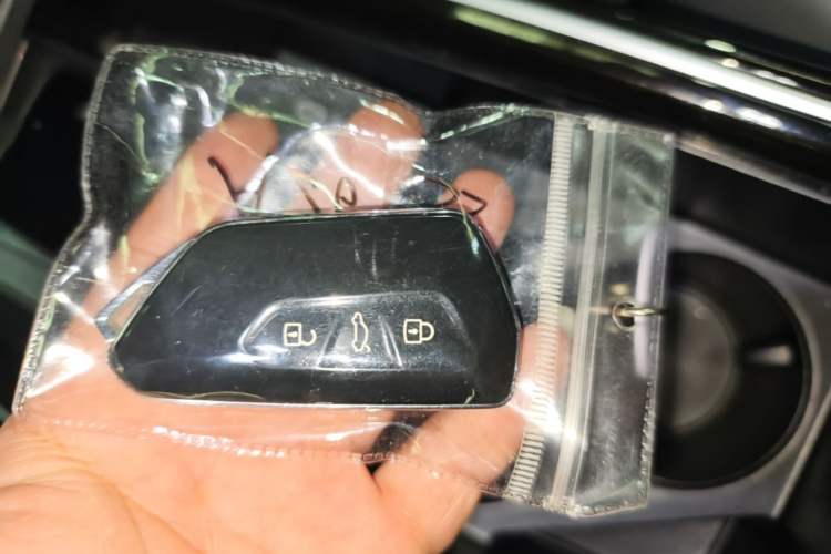 Used Volkswagen ID.4 X 2022 Pure Long-Range Version Vehicle Key