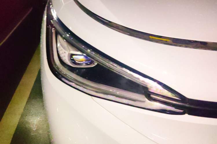 Used Volkswagen ID.4 X 2022 Smart Enjoyment Long-Range Edition Right Front Headlight