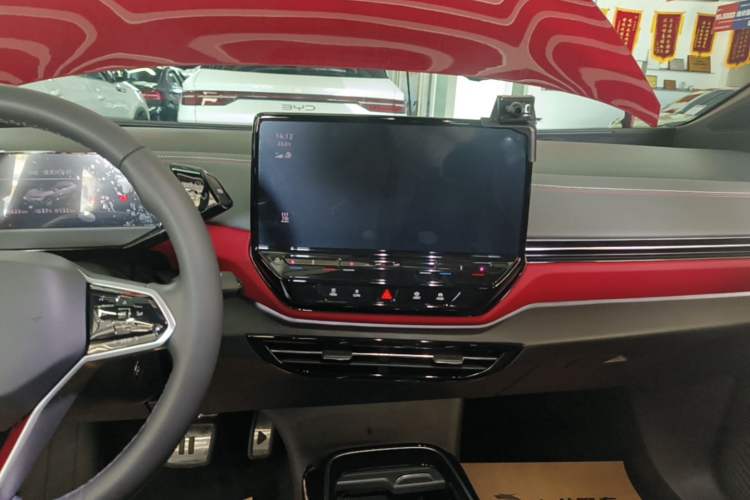 Used Volkswagen ID.4 X 2022 Pure Edition Audio And AC Panel