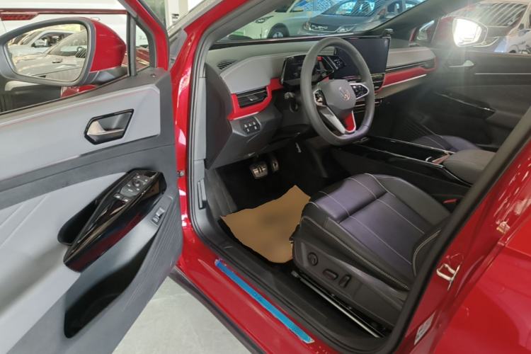 Used Volkswagen ID.4 X 2022 Pure Edition Driver Seat