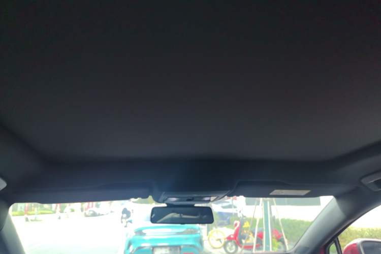 Used Volkswagen ID.4 X 2022 Pure Long-Range Version Headliner