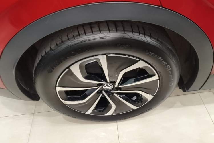 Used Volkswagen ID.4 X 2022 Pure Edition Right Rear Wheel Hub