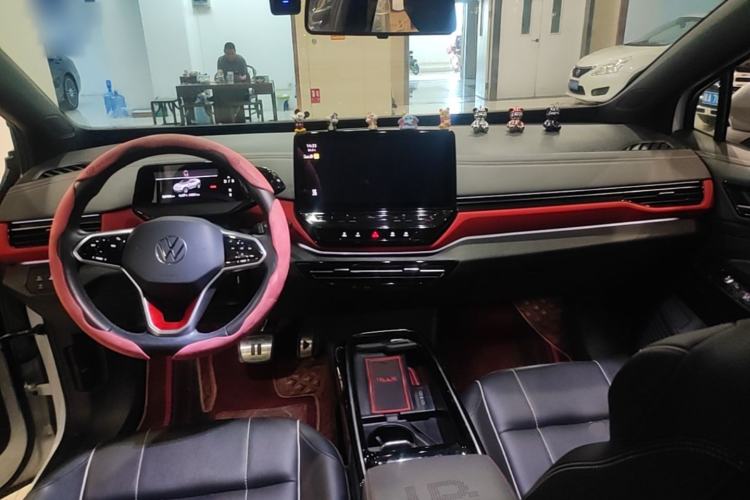 Used Volkswagen ID.4 X 2022 Pure Long-Range Version Center Console