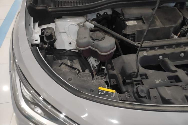Used Volkswagen ID.4 X 2022 Pure Long-Range Version Engine Bay Right