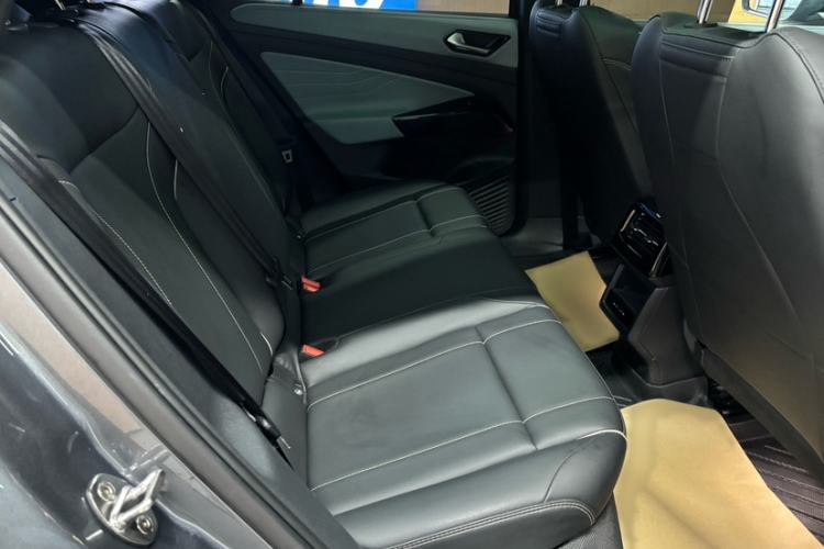Used Volkswagen ID.4 X 2022 Pure Smart Edition Exterior 6