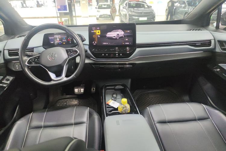 Used Volkswagen ID.4 X 2022 Pure Smart Edition Interior 2