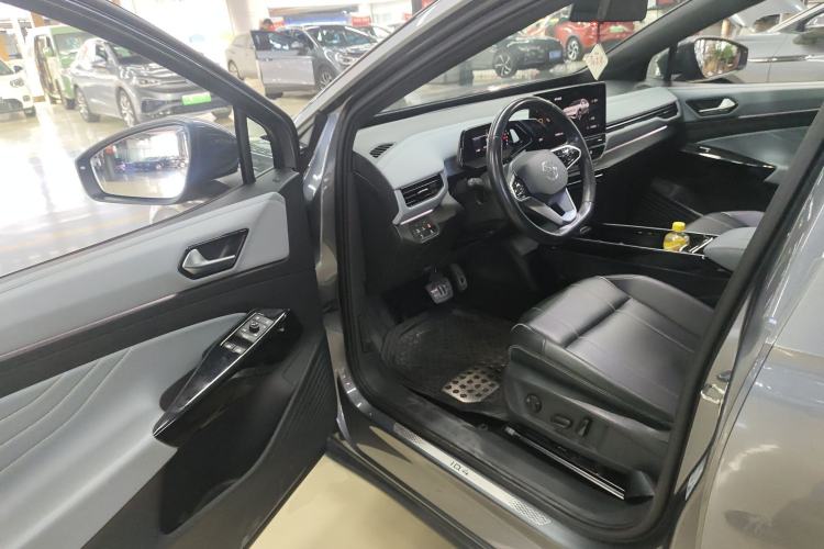 Used Volkswagen ID.4 X 2022 Pure Smart Edition Interior 3