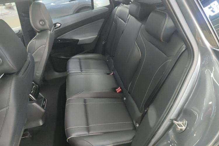 Used Volkswagen ID.4 X 2022 Pure Smart Edition Interior 4
