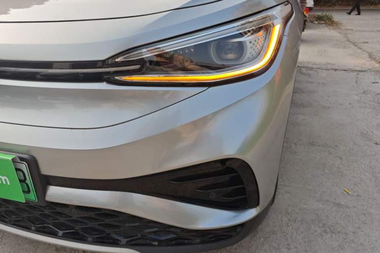 Used Volkswagen ID.4 X 2022 Pure Long-Range Version Left Front Headlight