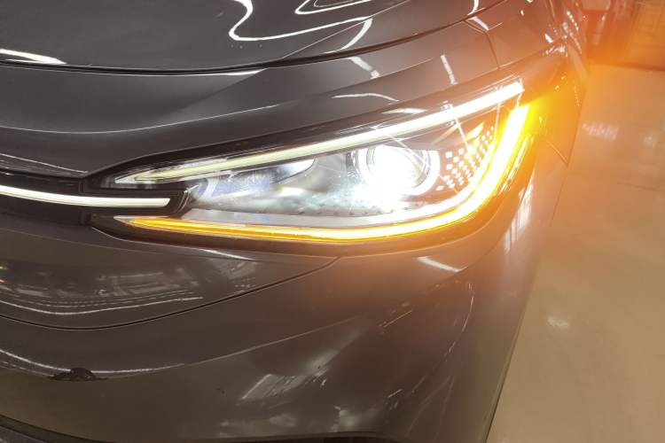 Used Volkswagen ID.4 X 2022 Pure Smart Edition Left Front Headlight