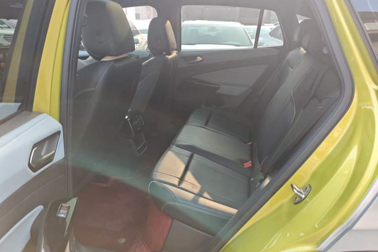 Used Volkswagen ID.4 X 2022 Pure Long-Range Version Left Rear Seat