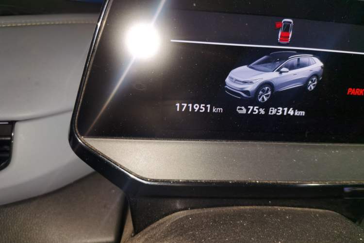 Used Volkswagen ID.4 X 2022 Pure Smart Edition Odometer Close Up