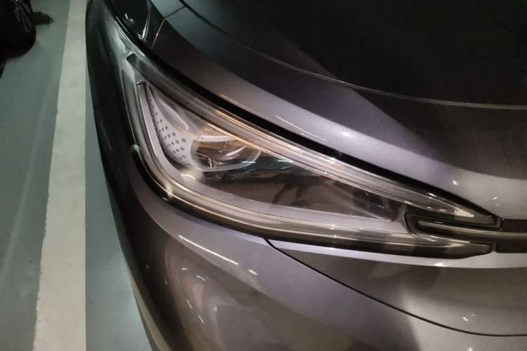 Used Volkswagen ID.4 X 2022 Pure Smart Edition Right Front Headlight