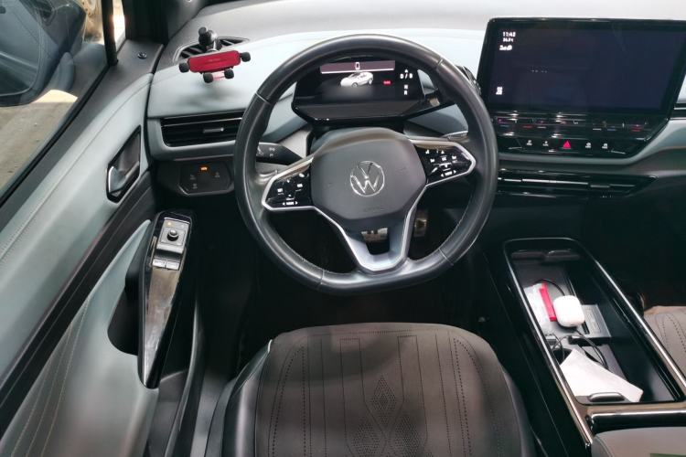 Used Volkswagen ID.4 X 2022 Pure Long-Range Version Steering Wheel