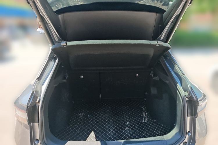 Used Volkswagen ID.4 X 2022 Pure Long-Range Version Trunk