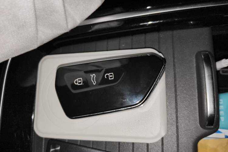 Used Volkswagen ID.4 X 2022 Pure Smart Edition Vehicle Key