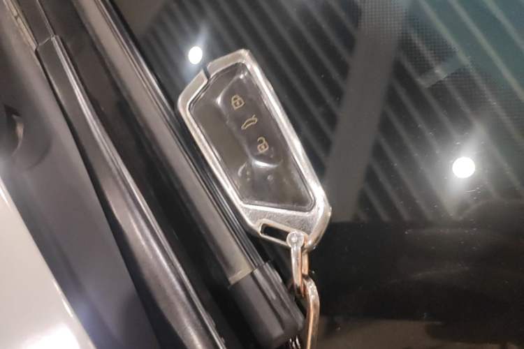 Used Volkswagen ID.4 X 2022 Pure Long-Range Version Vehicle Key
