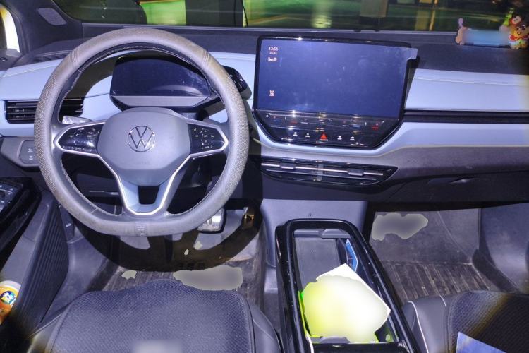 Used Volkswagen ID.4 X 2022 Pure Smart Edition Center Console