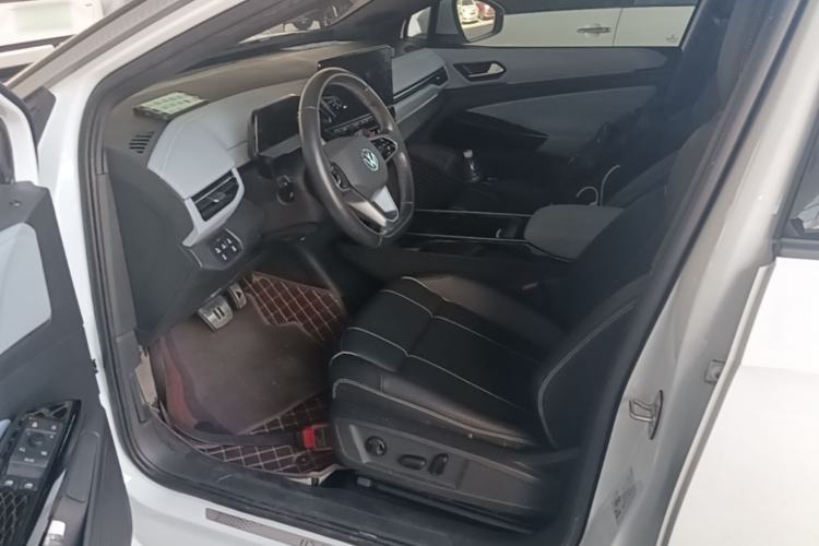 Used Volkswagen ID.4 X 2022 Pure Long-Range Version Driver Seat