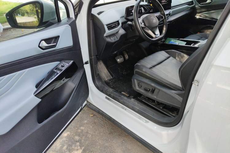Used Volkswagen ID.4 X 2022 Pure Long-Range Version Driver Seat