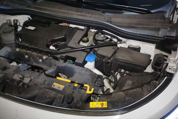 Used Volkswagen ID.4 X 2022 Pure Long-Range Version Engine Bay Left