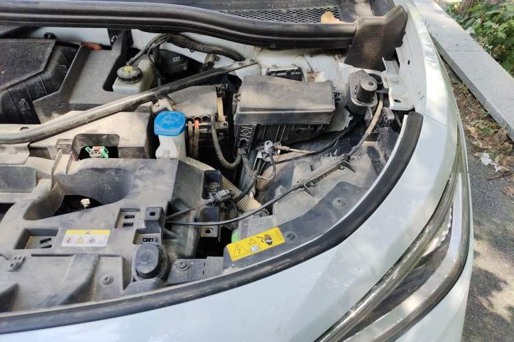 Used Volkswagen ID.4 X 2022 Pure Long-Range Version Engine Bay Left