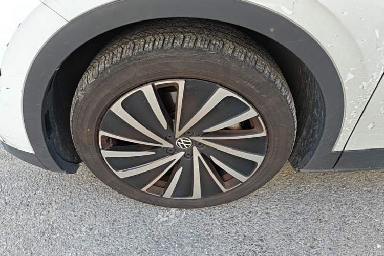 Used Volkswagen ID.4 X 2022 Pure Long-Range Version Exterior 4