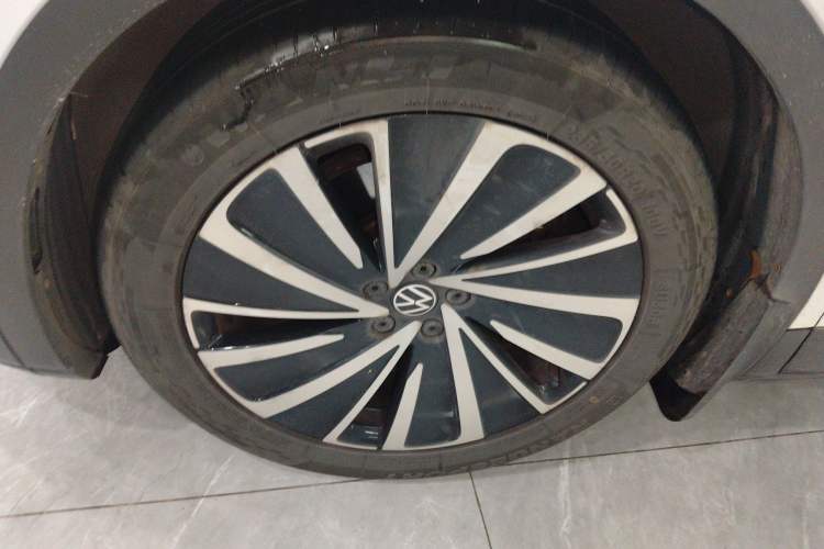 Used Volkswagen ID.4 X 2022 Pure Long-Range Version Exterior 4