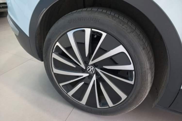 Used Volkswagen ID.4 X 2022 Pure Long-Range Version Exterior 5